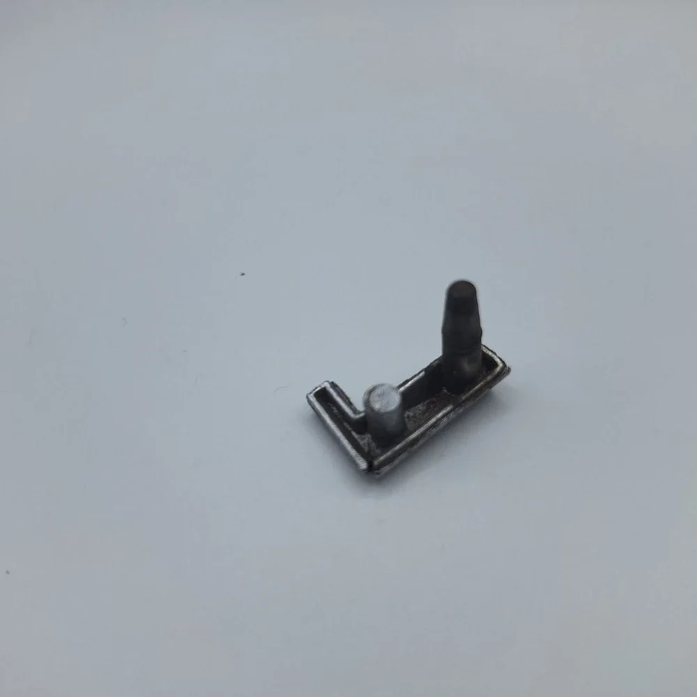 Vintage Metal L Emblem 98-4 Badge Chrome Automotive‎ Charm Industrial Sign